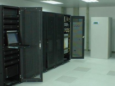 數(shù)據(jù)中心機房建設(shè)有哪些系統(tǒng)工程？【華思特】為您解答！